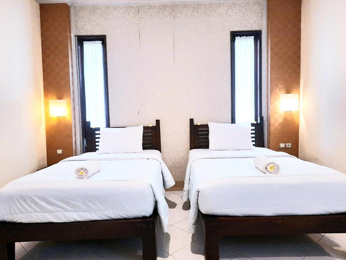 Ganggas Homestay Jimbaran  Ngoại thất bức ảnh