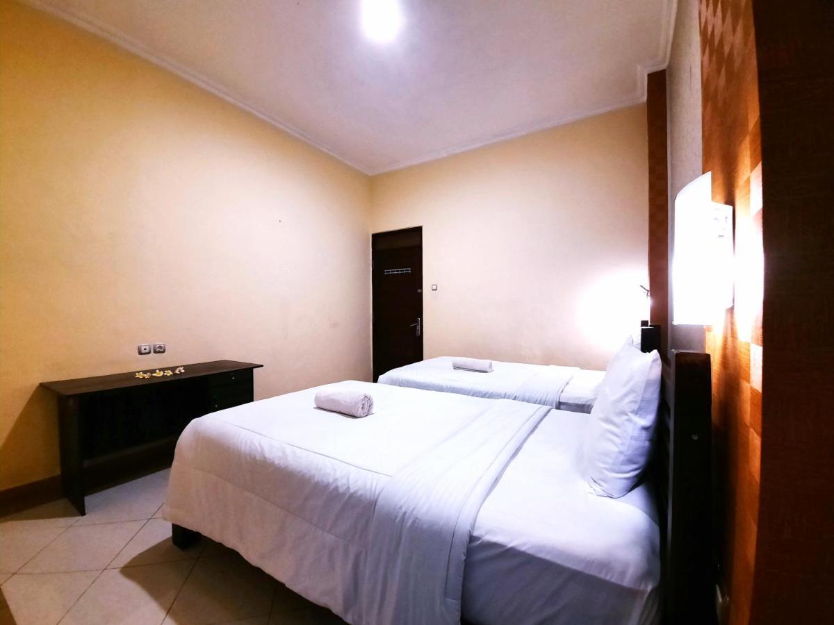 Ganggas Homestay Jimbaran  Ngoại thất bức ảnh