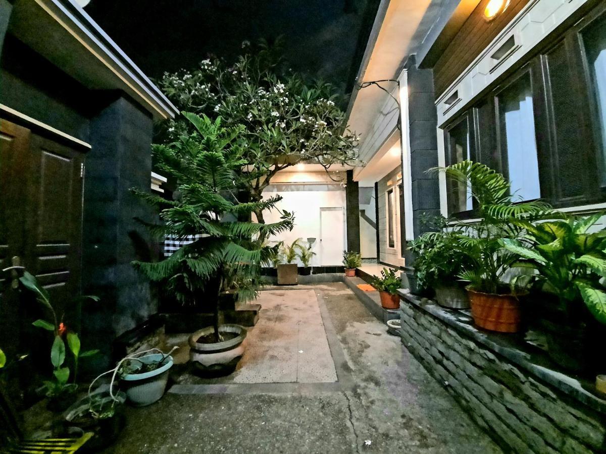 Ganggas Homestay Jimbaran  Ngoại thất bức ảnh