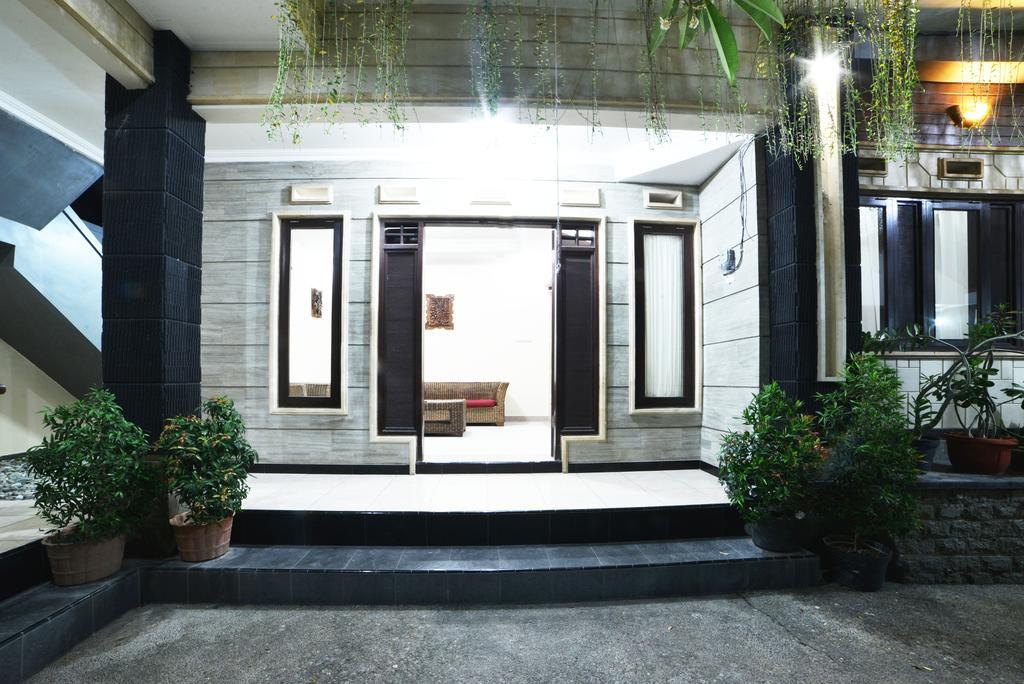 Ganggas Homestay Jimbaran  Ngoại thất bức ảnh